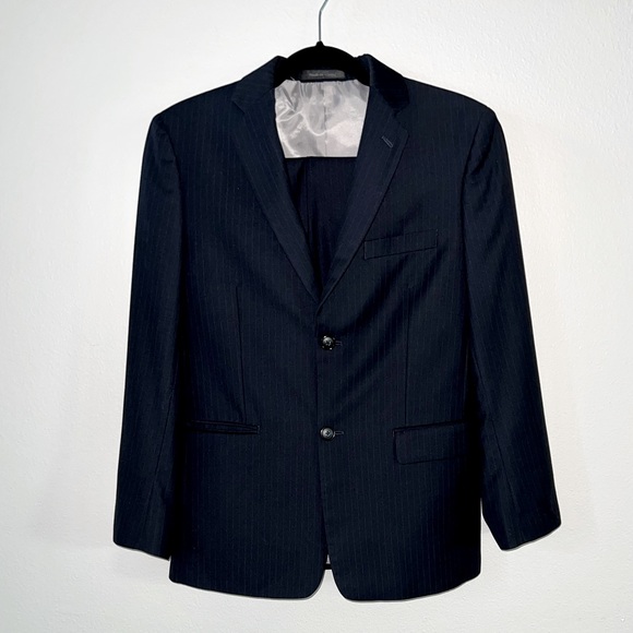 Boys suit Michael Kors size 16 navy pinstripes